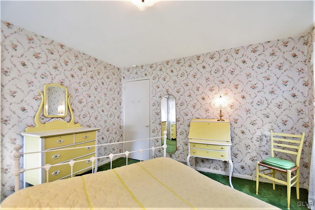 2051 Hopewell Road Bethlehem, PA 18017 - Photo 36 of 41 Gallery Image 36