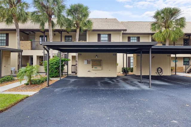 $259,000 | 380 3 Lakes Lane, Unit E, Venice, FL 34285
