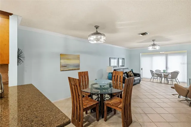 $259,000 | 380 3 Lakes Lane, Unit E, Venice, FL 34285
