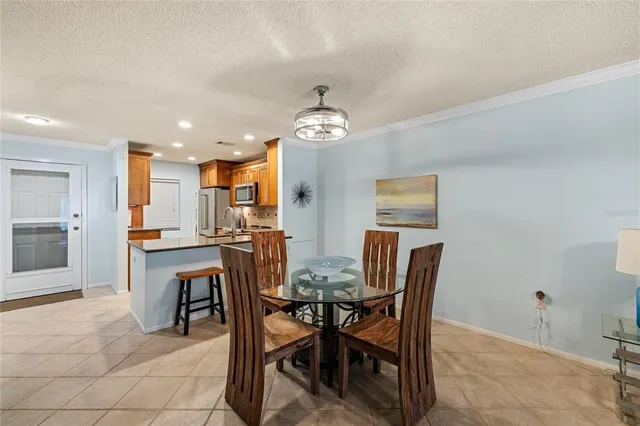 $259,000 | 380 3 Lakes Lane, Unit E, Venice, FL 34285