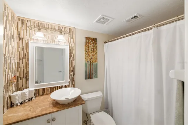 $259,000 | 380 3 Lakes Lane, Unit E, Venice, FL 34285