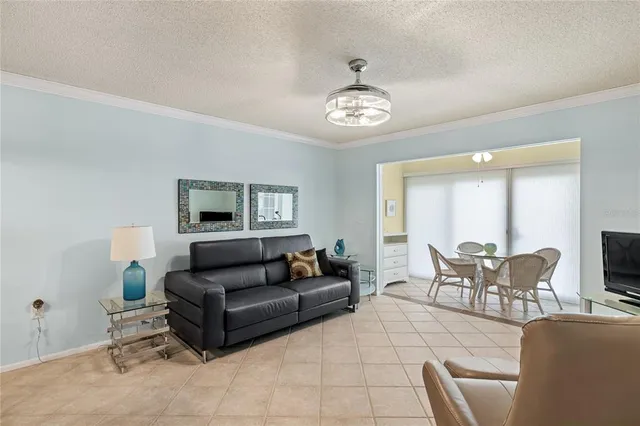$259,000 | 380 3 Lakes Lane, Unit E, Venice, FL 34285