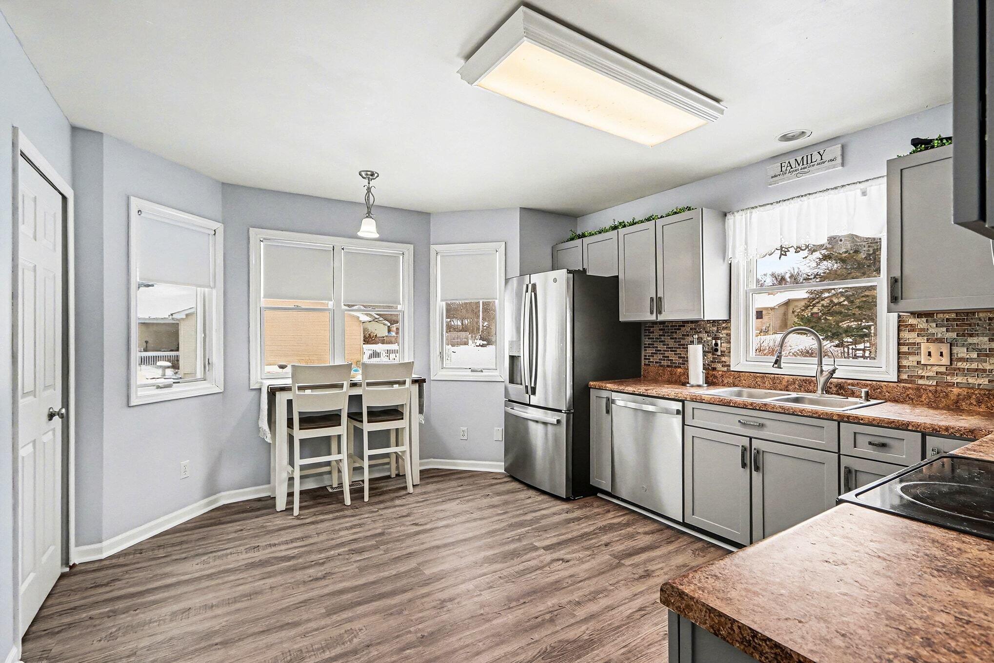 10881 Hoffman Road Three Rivers, MI 49093 - Photo 11 of 47 010_file_9394