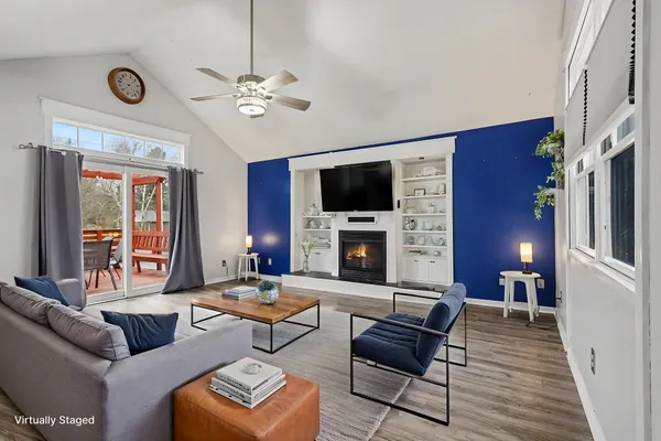 $449,000 | 10881 Hoffman Road, Three Rivers, MI 49093