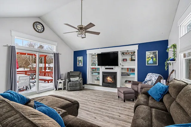 $499,000 | 10881 Hoffman Road, Three Rivers, MI 49093