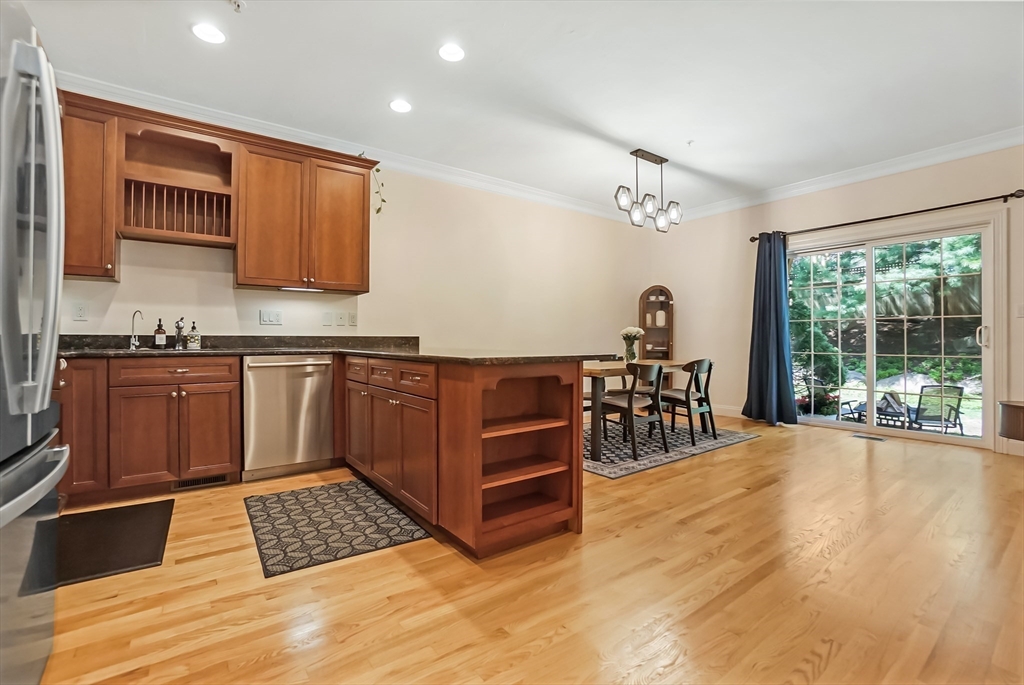 13 Junction Lane, Unit 13 Hamilton, MA 01982 - Photo 6 of 37