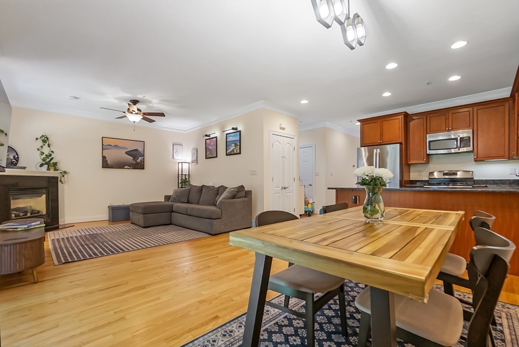 13 Junction Lane, Unit 13 Hamilton, MA 01982 - Photo 8 of 37