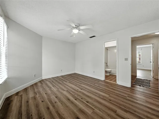 $2,100 | 1816 Mill Run Circle, Tampa, FL 33613