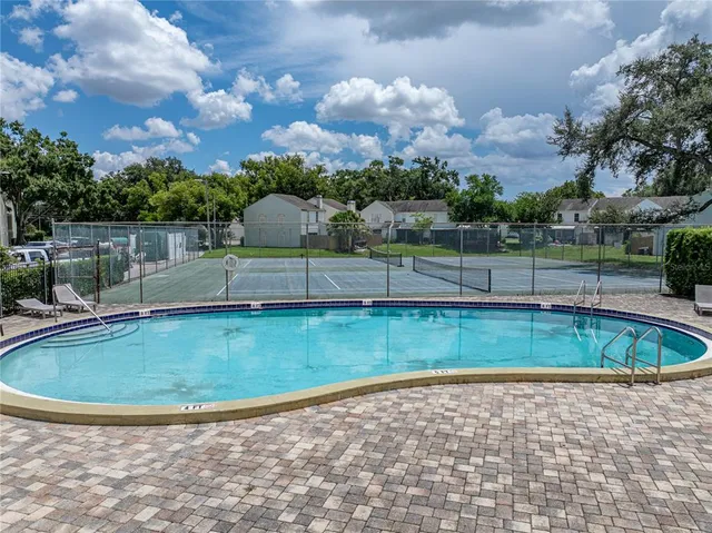 $2,100 | 1816 Mill Run Circle, Tampa, FL 33613