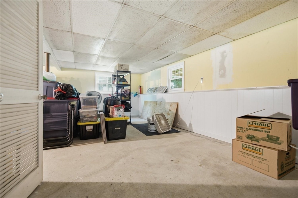 10 Buttonwood Road Amesbury, MA 01913 - Photo 23 of 37