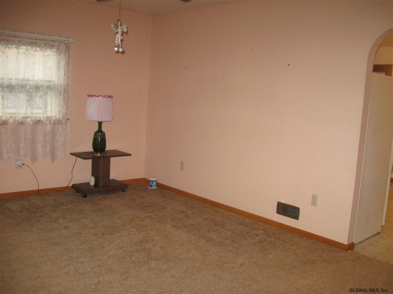 63 Dunsbach Road Halfmoon, NY 12065 - Photo 3 of 17 Photo 3
