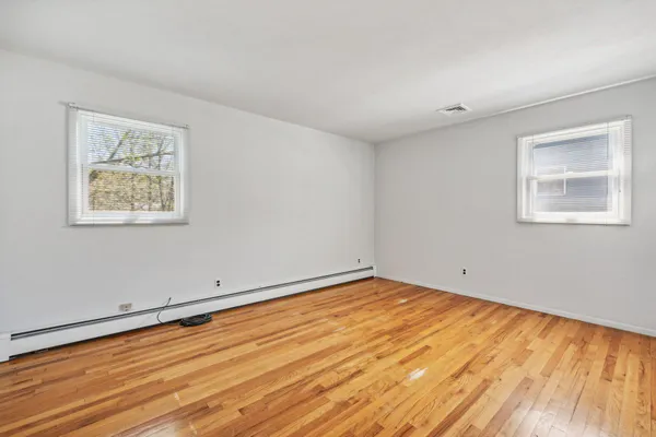$570,000 | 399 Green Lane, Ewing, NJ 08638