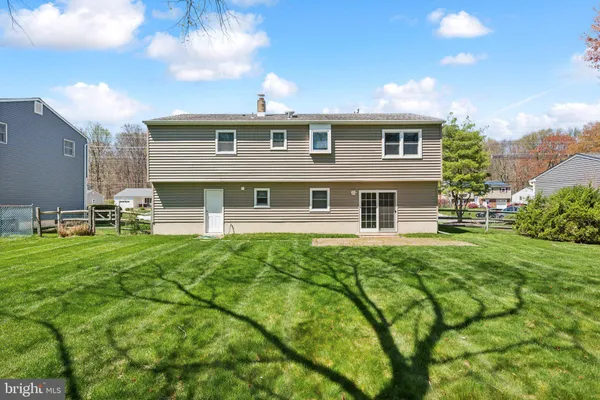 $570,000 | 399 Green Lane, Ewing, NJ 08638