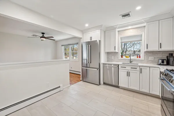 $570,000 | 399 Green Lane, Ewing, NJ 08638