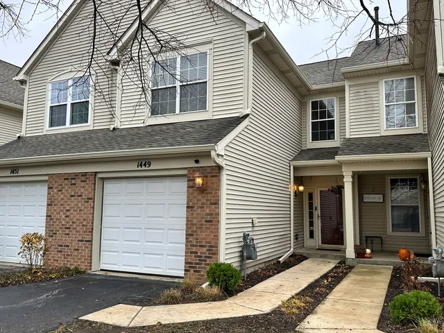 $249,900 | 1449 Doolittle Lane, Grayslake, IL 60030