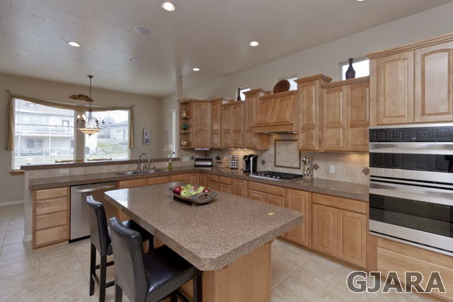 2061 Spur Cross Road Grand Junction, CO 81507 - Photo 8 of 9 Gallery Image 8