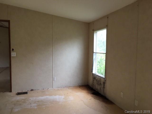 1241 Null Road Lincolnton, NC 28092 - Photo 4 of 8 Gallery Image 4