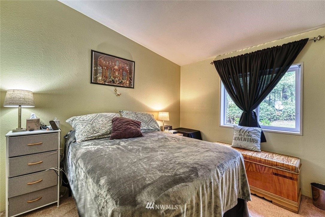 302 East Leffler Loop Road Grapeview, WA 98546 - Photo 14 of 31 Gallery Image 14