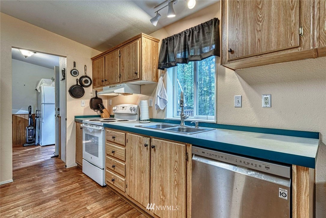 302 East Leffler Loop Road Grapeview, WA 98546 - Photo 22 of 31 Gallery Image 22