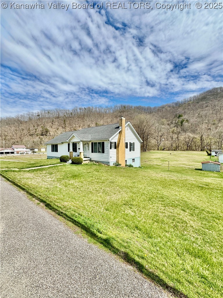 129 Riverside Drive Madison, WV 25130 - Photo 1 of 28 Gallery Image 1