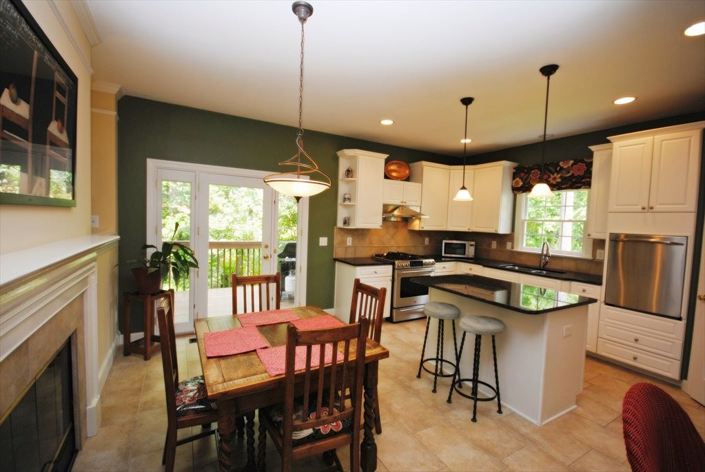 8805 Braceridge Road Raleigh, NC 27613 - Photo 11 of 25 Photo 11