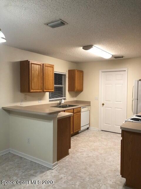 297 Butler Avenue Palm Bay, FL 32907 - Photo 10 of 20 297 Kitchen1