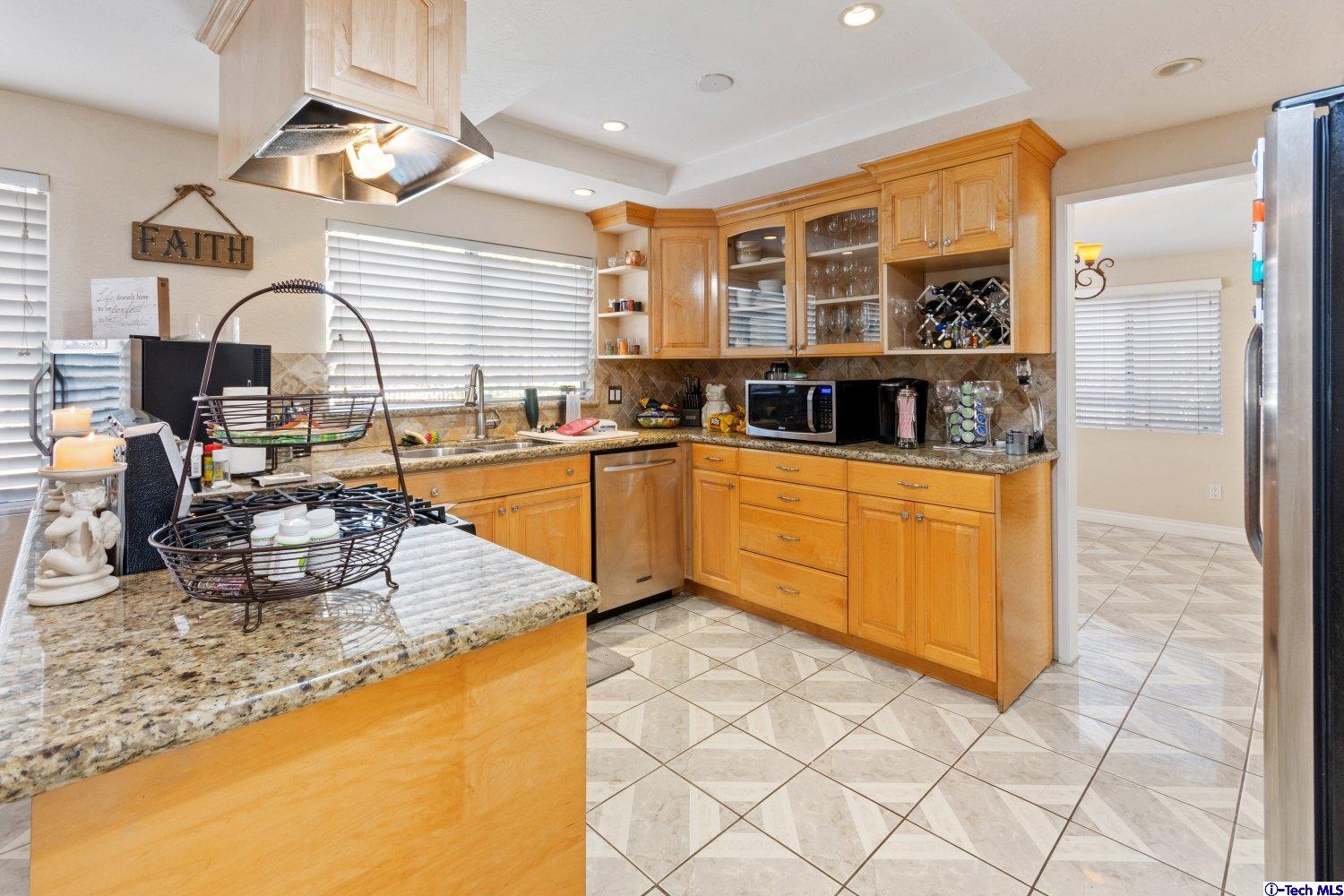 43 Old Wood Road Phillips Ranch, CA 91766 - Photo 11 of 30 Gallery Image 11