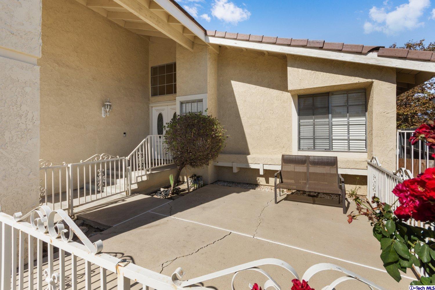 43 Old Wood Road Phillips Ranch, CA 91766 - Photo 4 of 30 Gallery Image 4