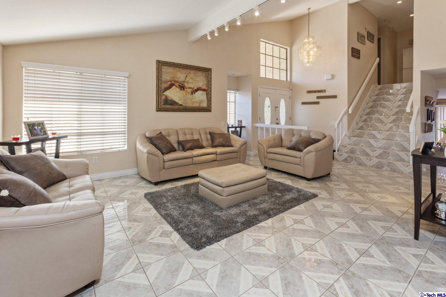 43 Old Wood Road Phillips Ranch, CA 91766 - Photo 7 of 30 Gallery Image 7