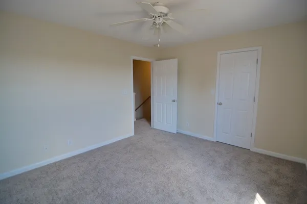 $950 | 248 Executive Avenue, Unit 1B, Clarksville, TN 37042