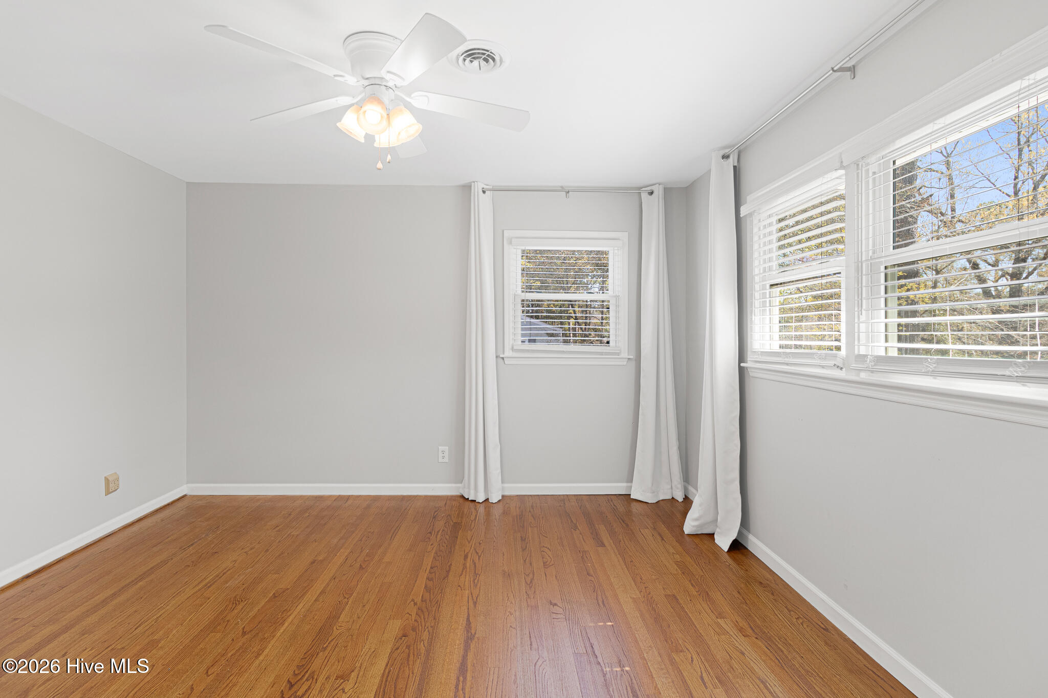 3208 Country Club Road Morehead City, NC 28557 - Photo 24 of 49 Primary Bedroom