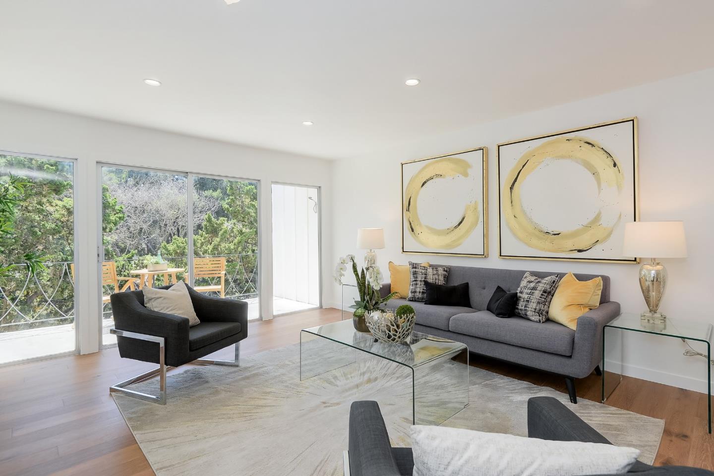 21 Willow Road, Unit 24 Menlo Park, CA 94025 - Photo 4 of 22 a living room with furniture and a large window
