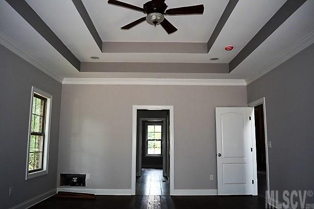 678 Players Ridge Road Hickory, NC 28601 - Photo 3 of 25 Gallery Image 3