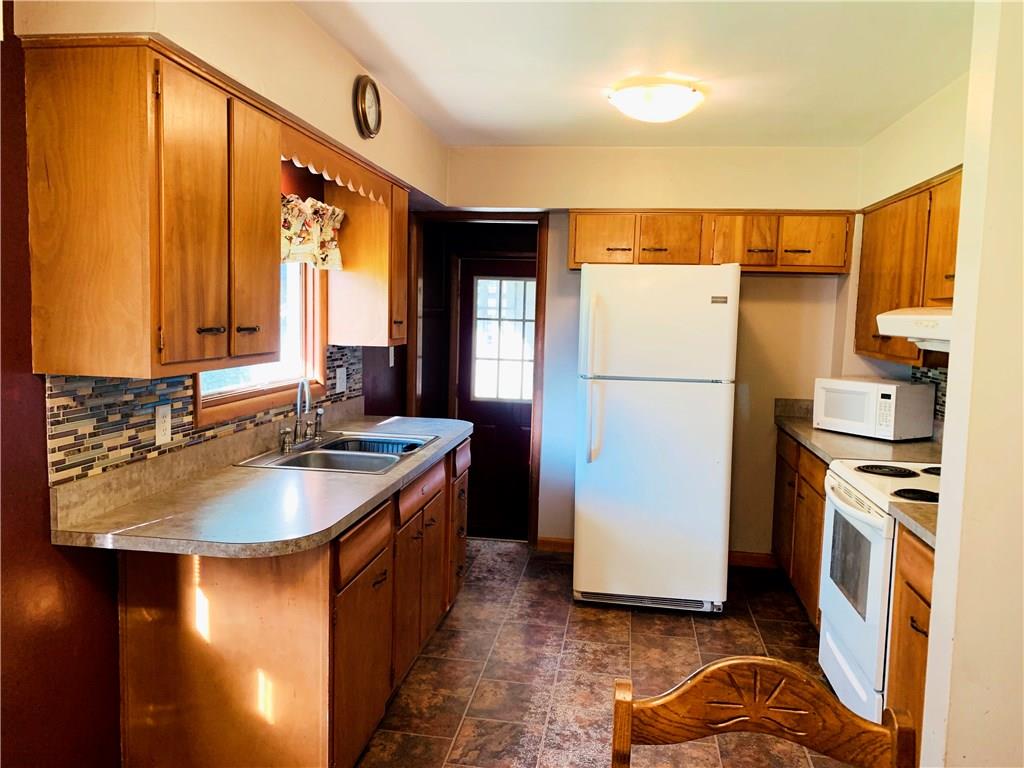 131 Shenango Road New Castle, PA 16105 - Photo 8 of 23 Gallery Image 8