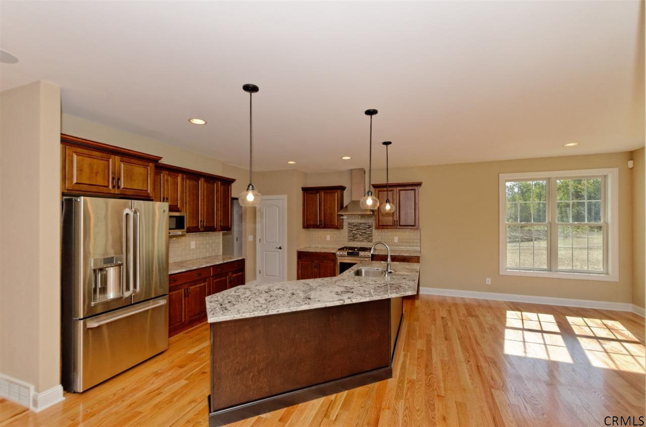 25 Charterpoint Road Colonie, NY 12189 - Photo 11 of 25 Photo 11
