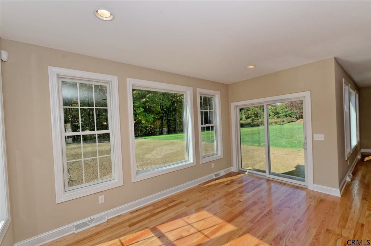 25 Charterpoint Road Colonie, NY 12189 - Photo 15 of 25 Photo 15