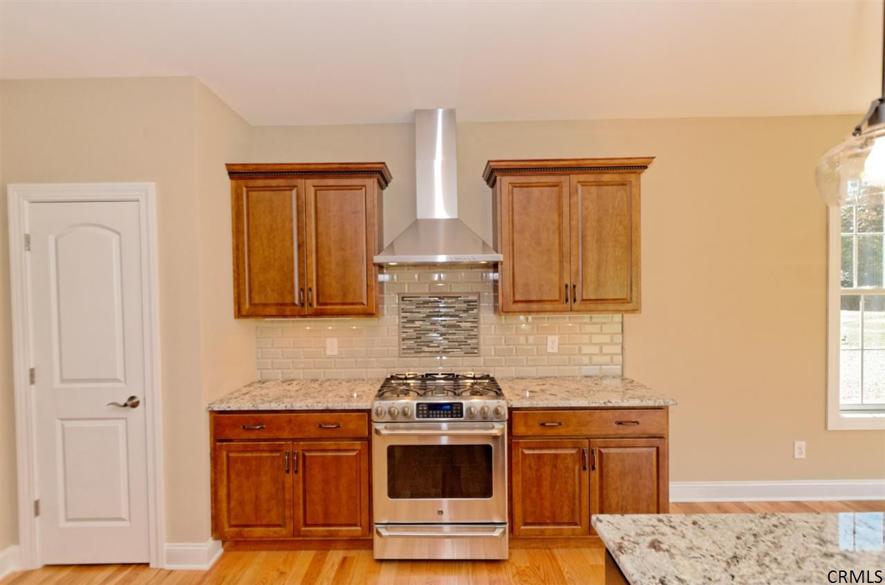 25 Charterpoint Road Colonie, NY 12189 - Photo 18 of 25 Photo 18