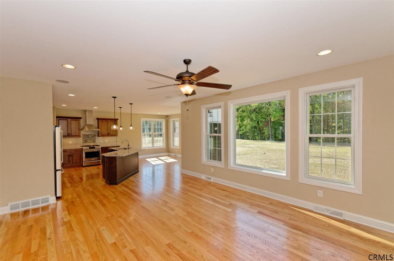 25 Charterpoint Road Colonie, NY 12189 - Photo 9 of 25 Photo 9