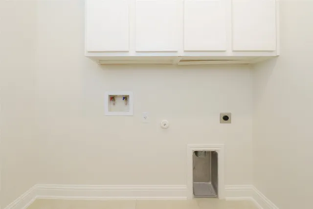 $895,000 | 6708 Kalahari Drive, Austin, TX 78739