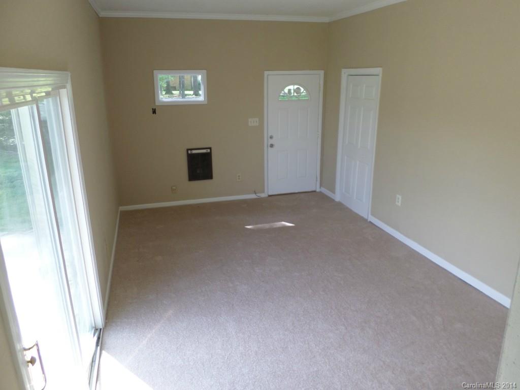 2429 Galloway Road Charlotte, NC 28262 - Photo 14 of 20
