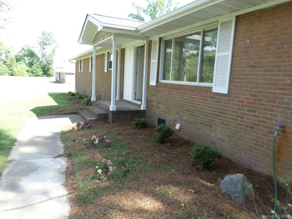 2429 Galloway Road Charlotte, NC 28262 - Photo 17 of 20