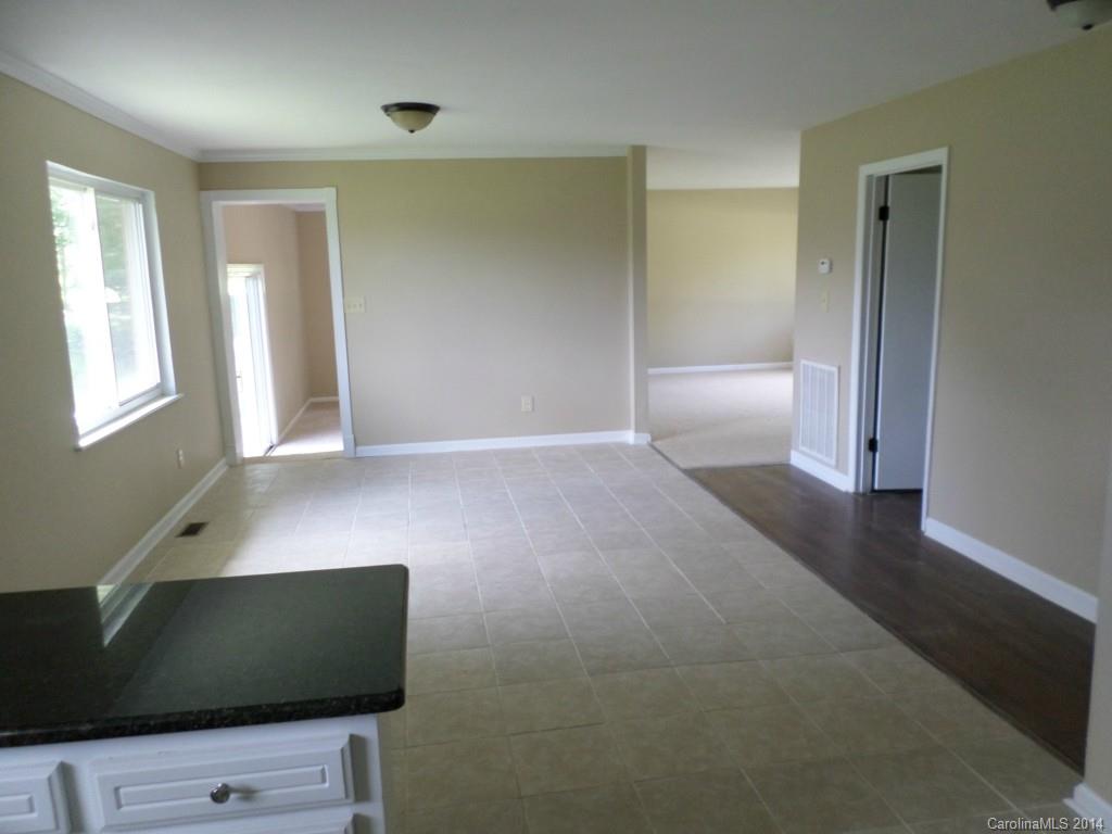 2429 Galloway Road Charlotte, NC 28262 - Photo 5 of 20