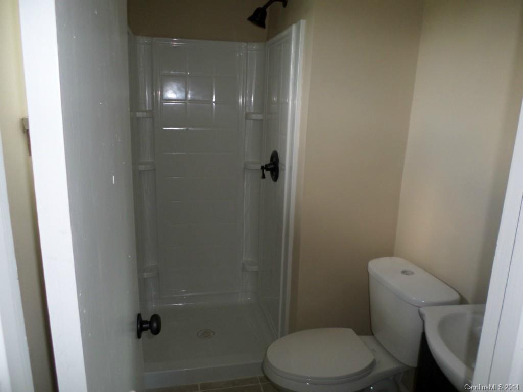 2429 Galloway Road Charlotte, NC 28262 - Photo 10 of 20