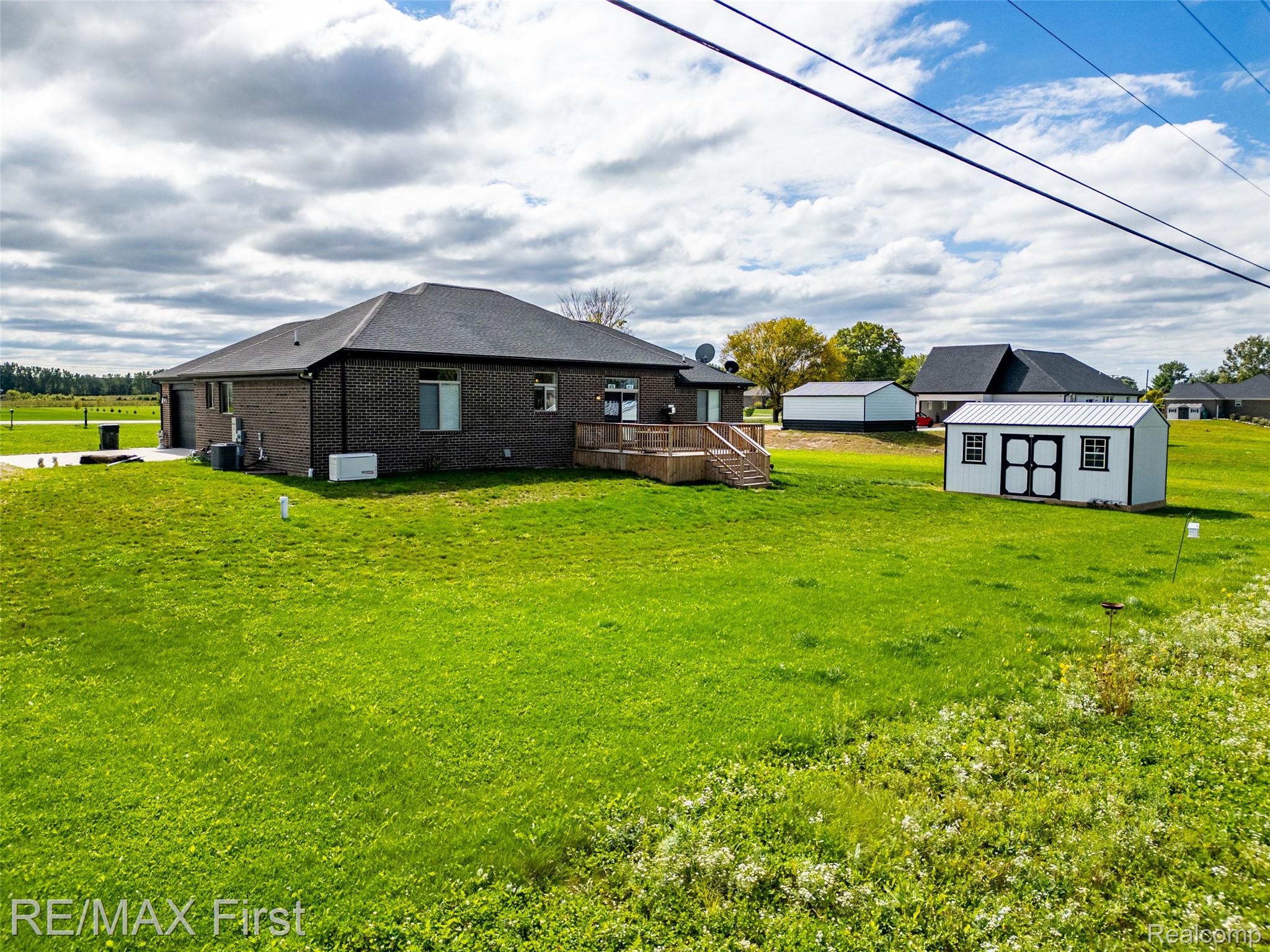 7065 Dryden Road Almont, MI 48003 - Photo 4 of 42 DRYDEN-39.jpg