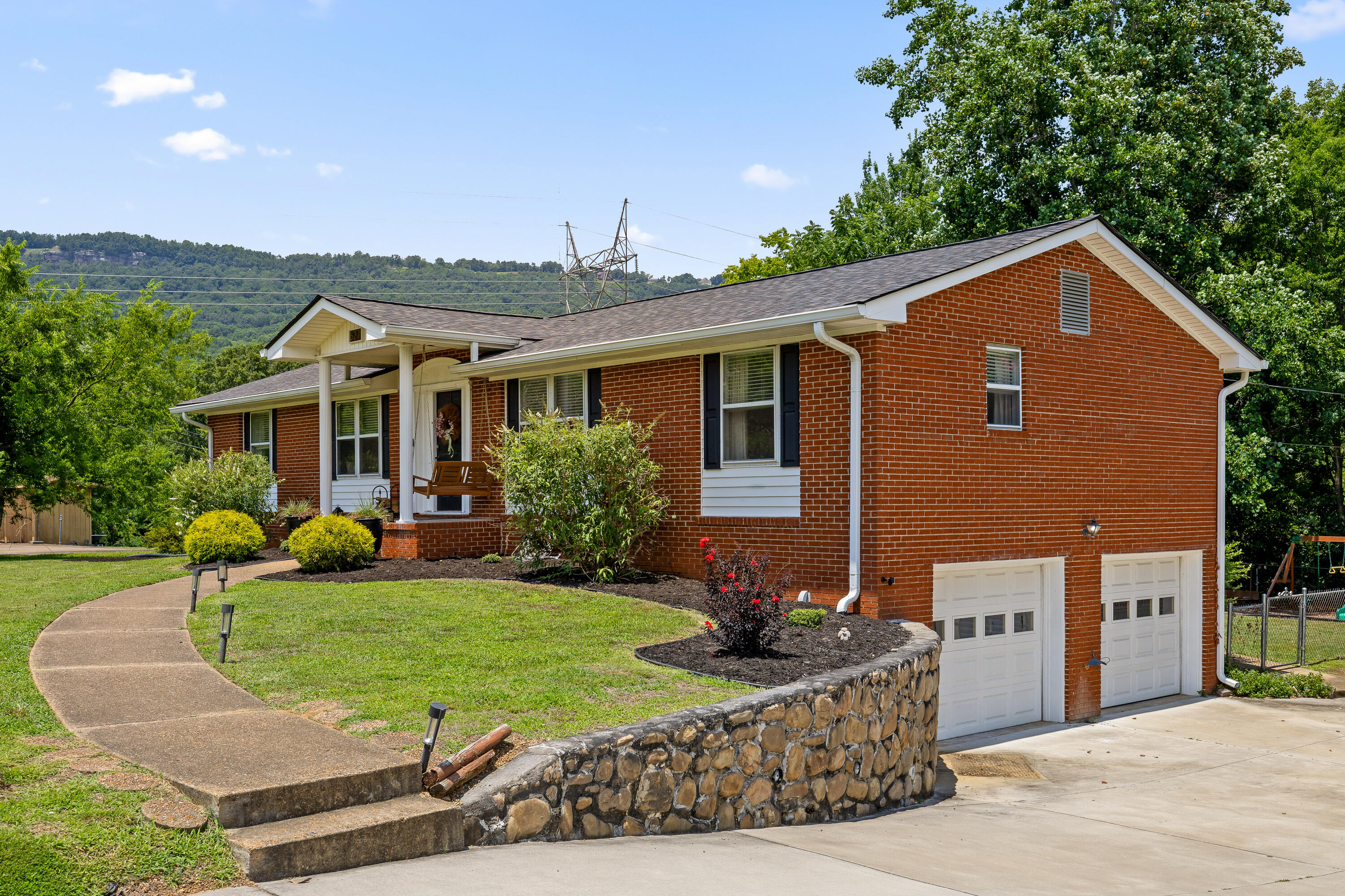 627 Valley Bridge Road Chattanooga, TN 37415 - Photo 4 of 44 04-Valley-4