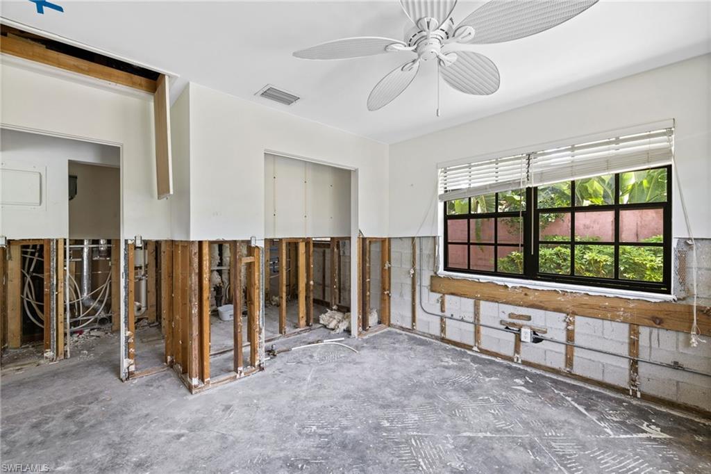 721 9th Street South, Unit 3 Naples, FL 34102 - Photo 14 of 20