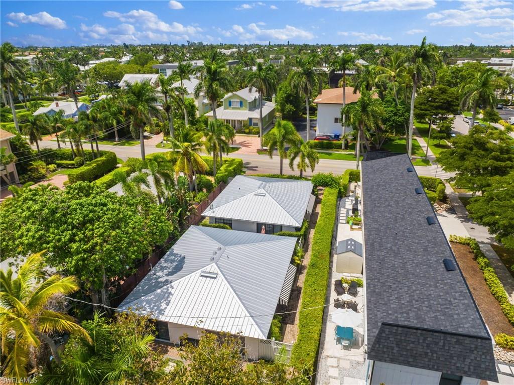 721 9th Street South, Unit 3 Naples, FL 34102 - Photo 3 of 20