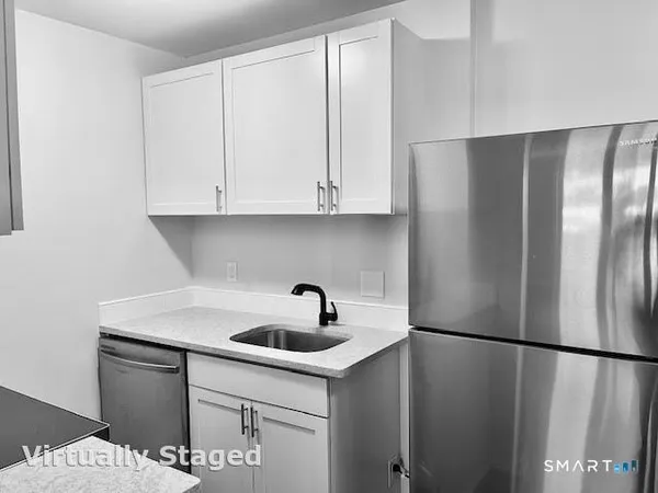 $1,775 | 45 Monroe Street, Unit B8, Bridgeport, CT 06605