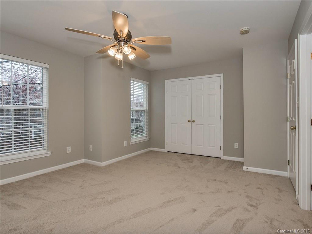 4854 Prosperity Ridge Road, Unit 127 Charlotte, NC 28269 - Photo 19 of 25 Gallery Image 19