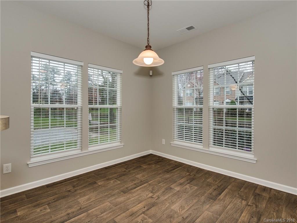 4854 Prosperity Ridge Road, Unit 127 Charlotte, NC 28269 - Photo 4 of 25 Gallery Image 4